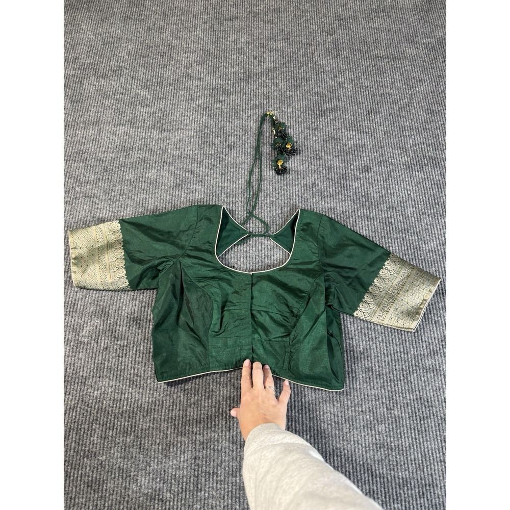 Green Gold‎ Choli Blouse for Women Medium Embroidered Sleeves Tie Back